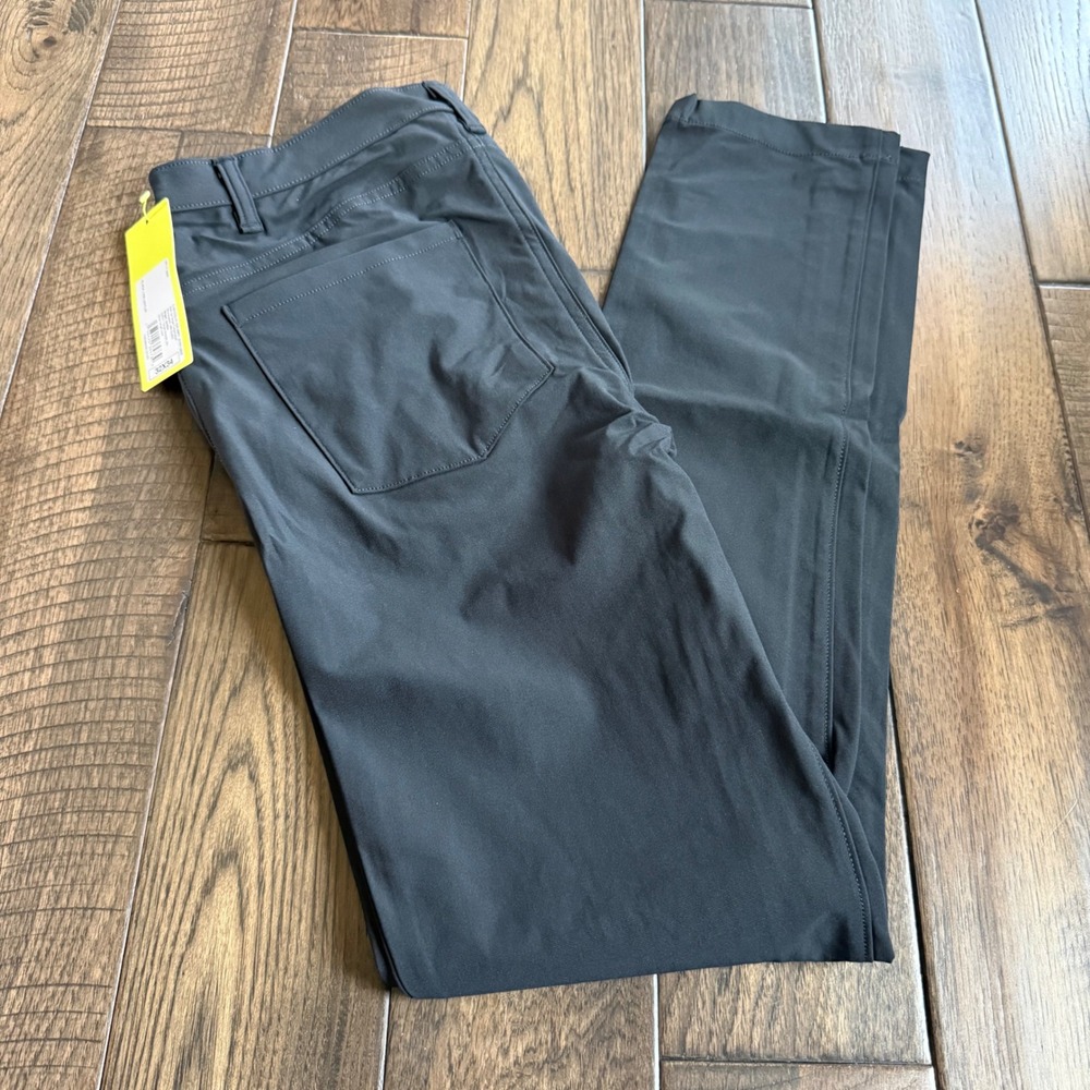 All in Motion NWT Mens Golf Pants 32x34 BLack Slim Straight Stretch Performance